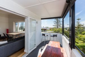 Cottesloe Beach Deluxe Apartment - Accommodation Main Beach